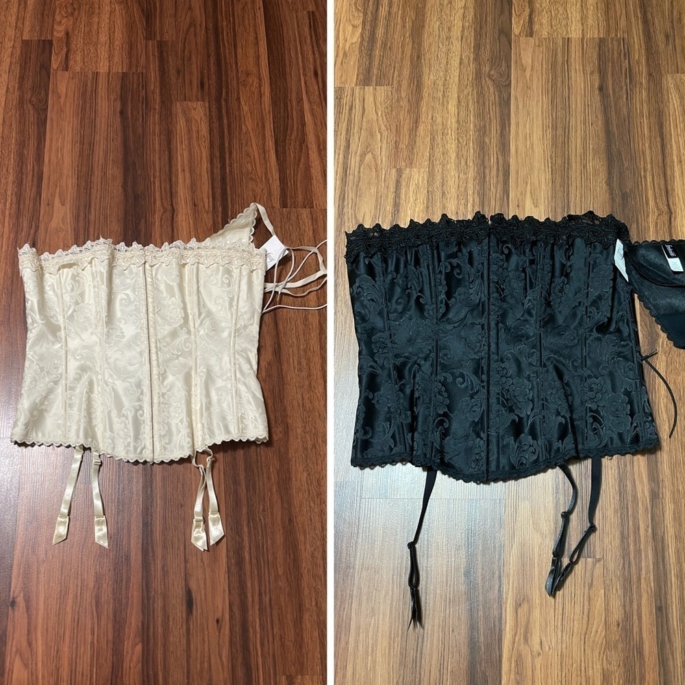 NWT Frederick’s of Hollywood corset + panties set 38 cream or black
